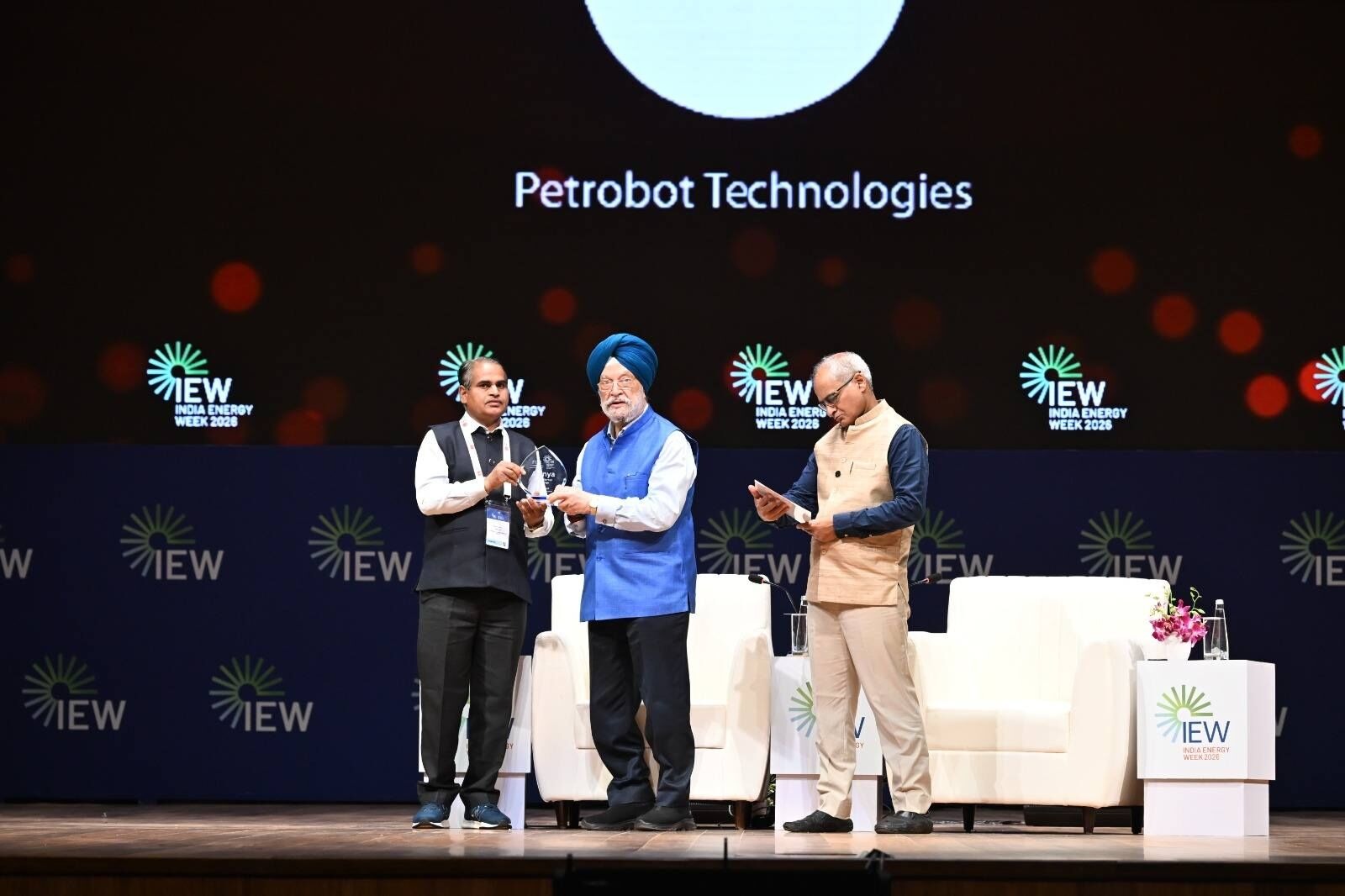PetroBot team receiving award at India Energy Week